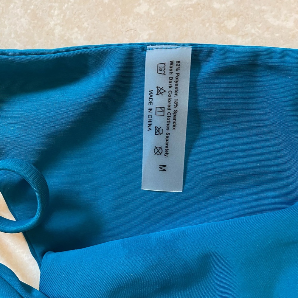 New SHEIN bikini - teal mermaid vibes - size M - Picture 2 of 5